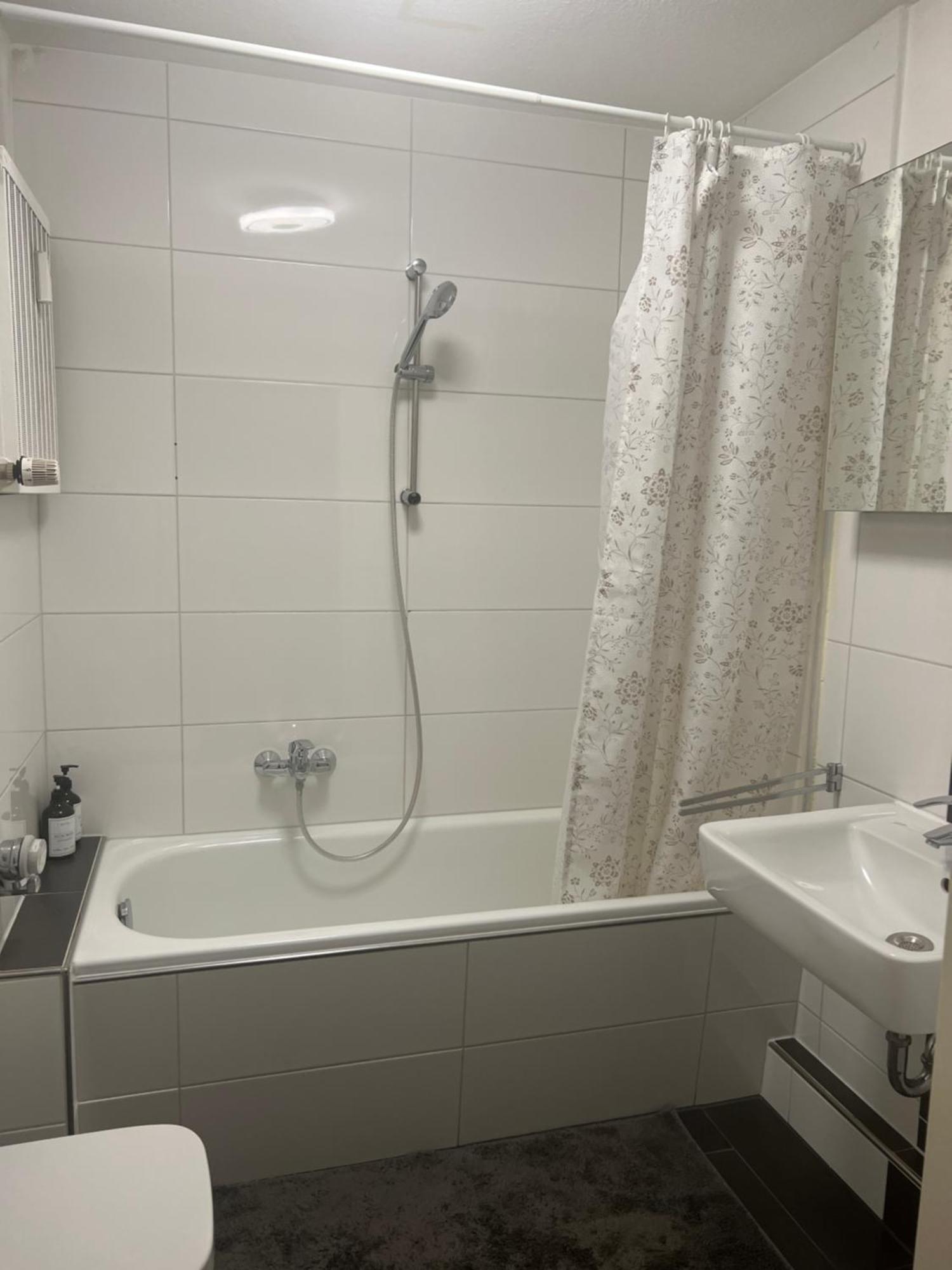 Tmj Apartment 1 Düsseldorf Eksteriør billede